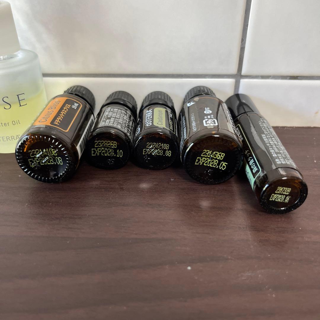 S0306 doTERRA エッセンシャルオイル& IKISE set