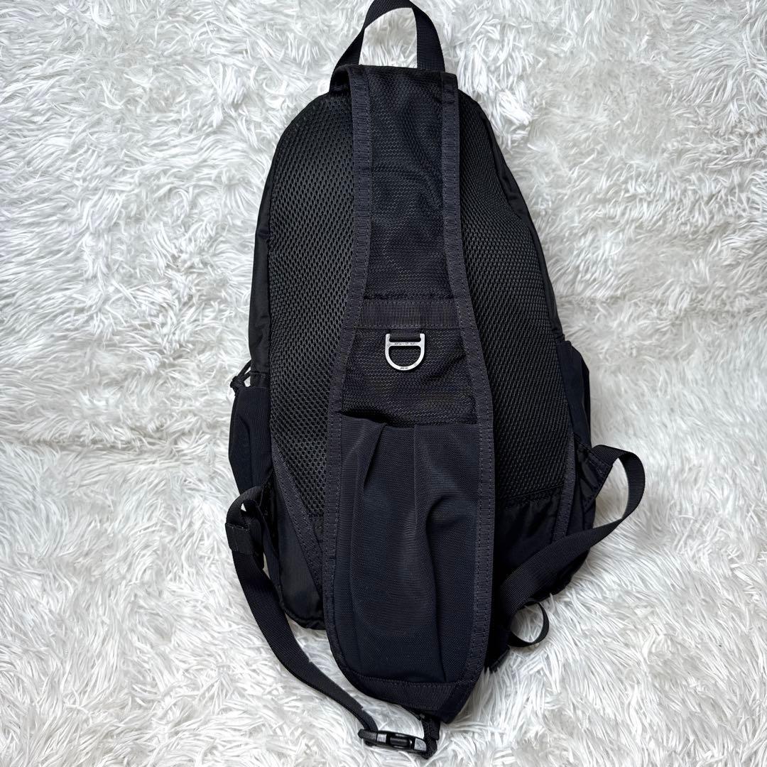 極美品✨ブリーフィング スリング ワンショルダーバック クロス ボディ オリーブ