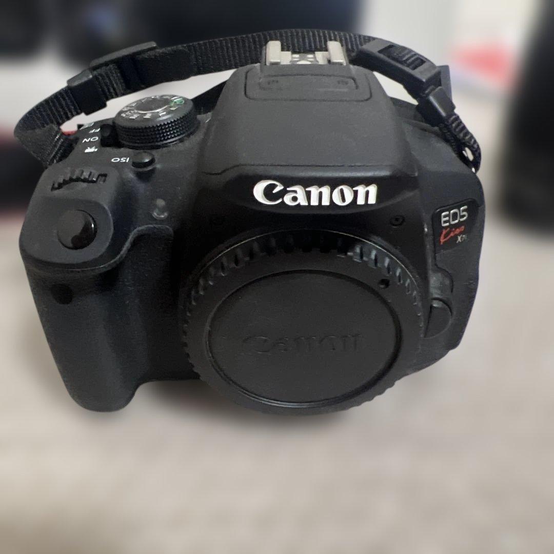 一眼レフ　Canon EOS kiss X7i ダブルズームキット