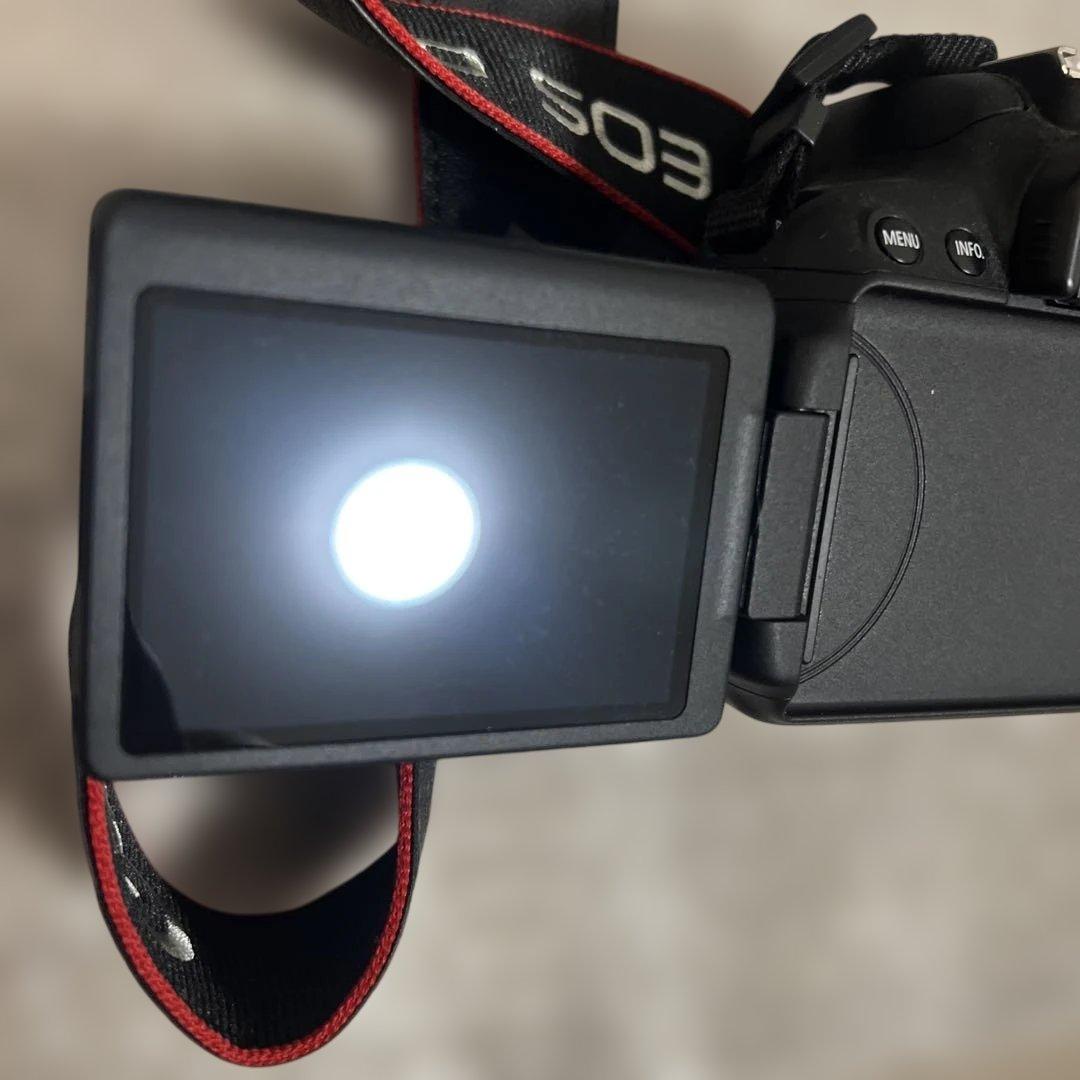 一眼レフ　Canon EOS kiss X7i ダブルズームキット