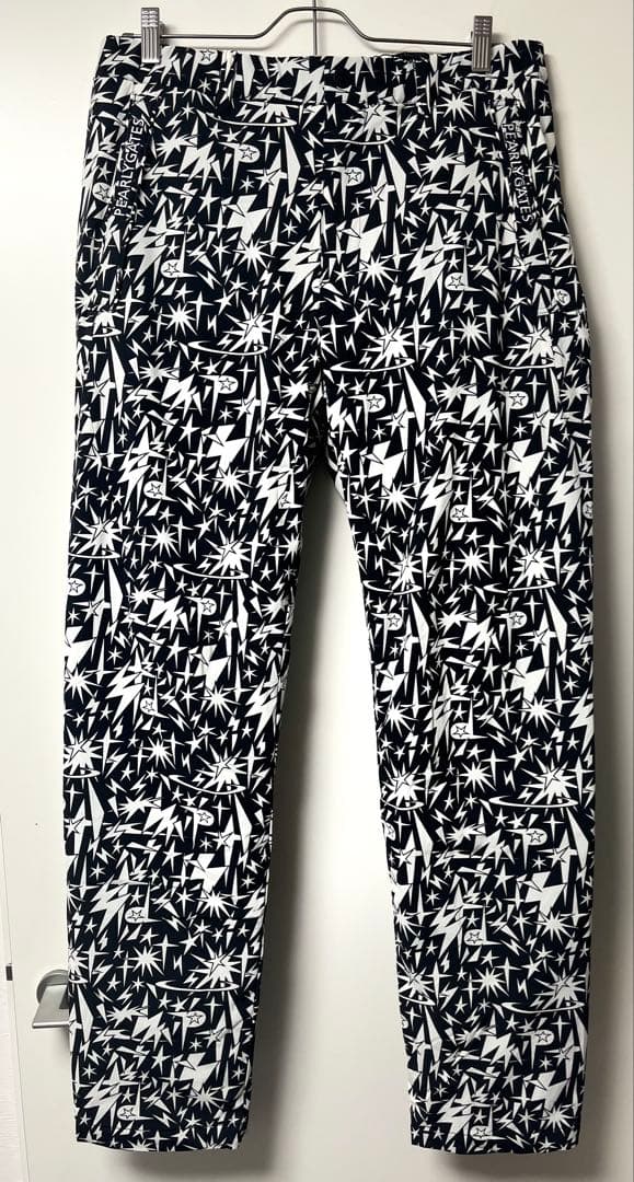 PEARLY GATES新品　サイズ5 ¥44.000 Nyストレッチ中綿パンツ