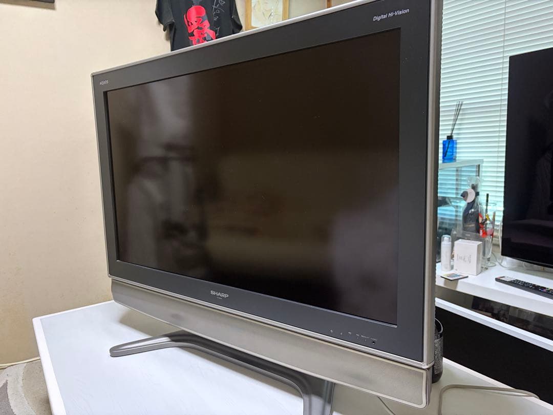 亀山モデルAQUOS ＬＣ-37CX1W 中古品　引取り専用