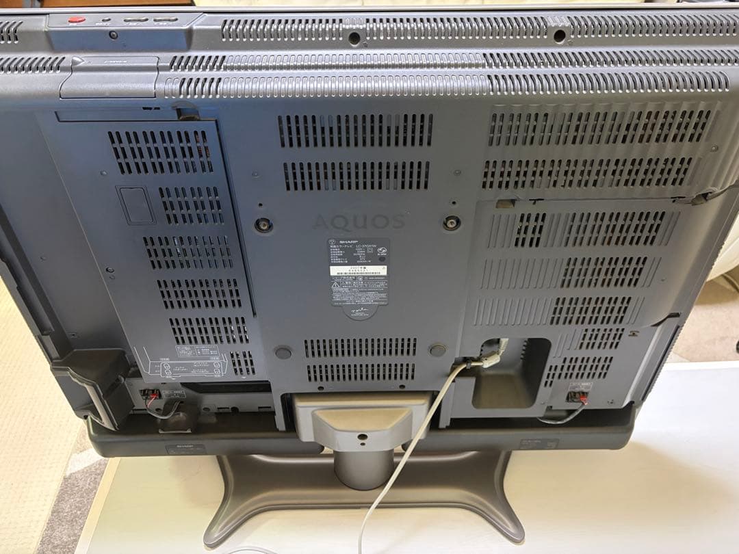 亀山モデルAQUOS ＬＣ-37CX1W 中古品　引取り専用