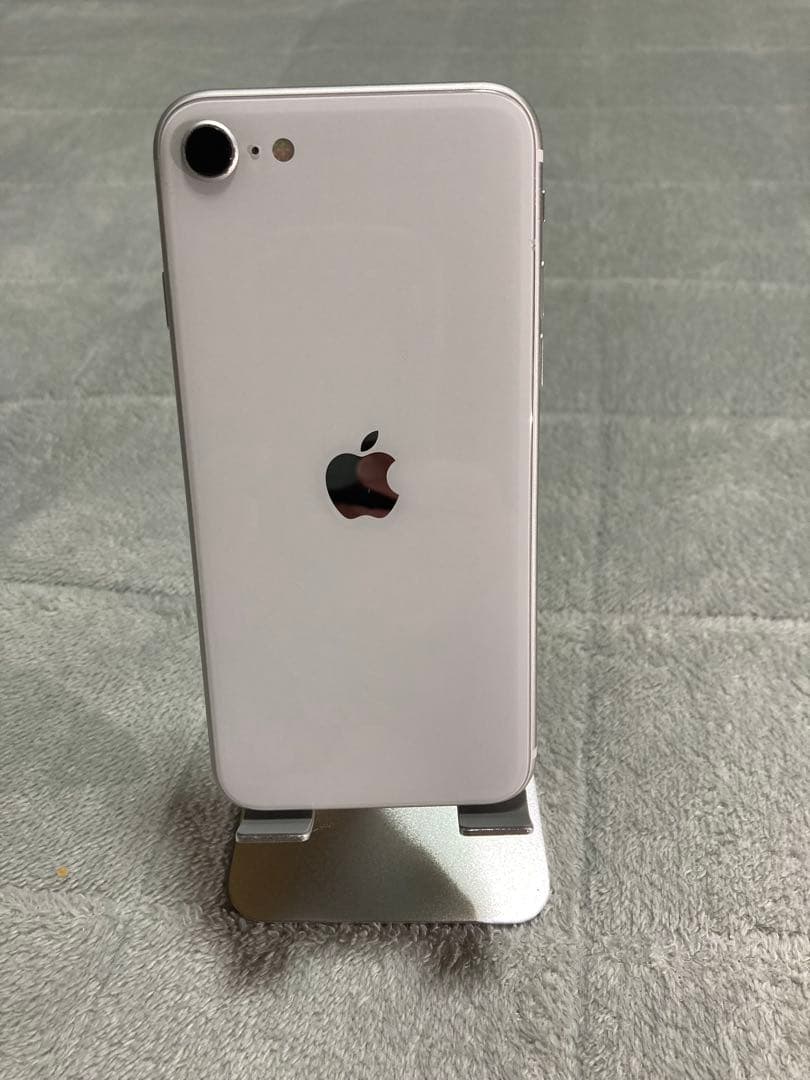 D*4様 Apple iPhoneSE2 128GB ホワイト