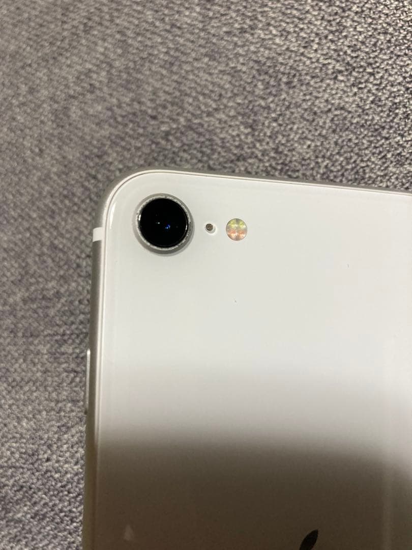 D*4様 Apple iPhoneSE2 128GB ホワイト