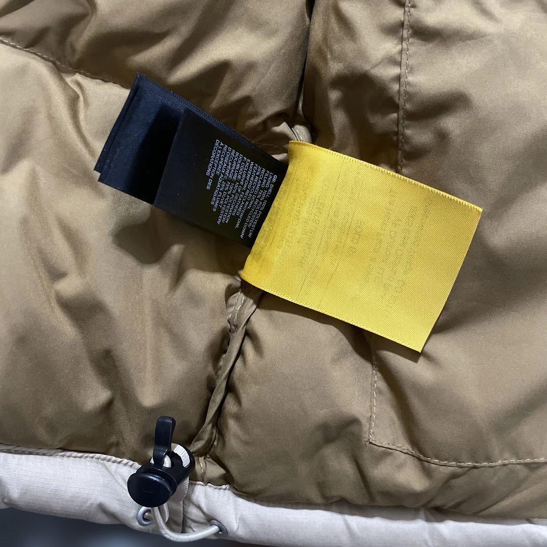 ザノースフェイス　ダウンジャケット　ダウン　ベージュ