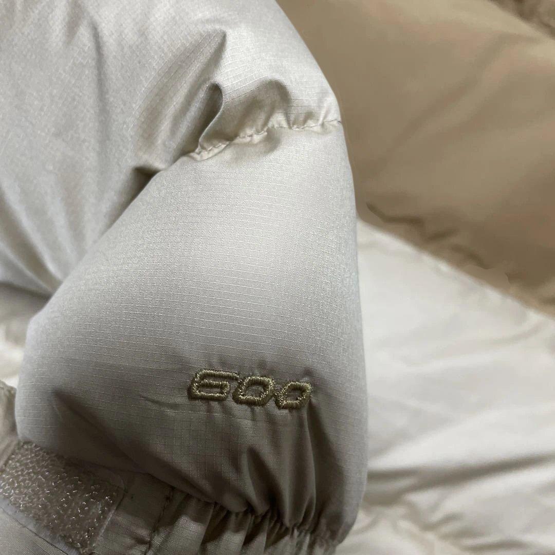 ザノースフェイス　ダウンジャケット　ダウン　ベージュ