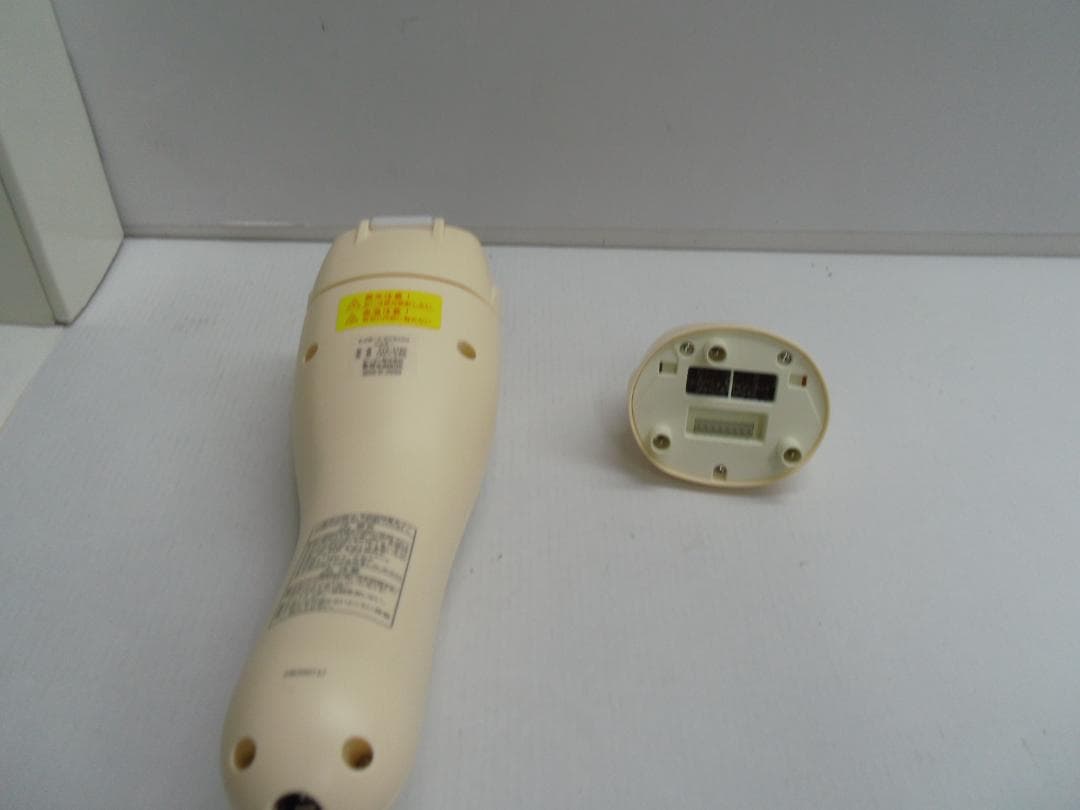 【中古美品】 YAMAN レイボーテ　Rフラッシュ　脱毛器 STA-210C