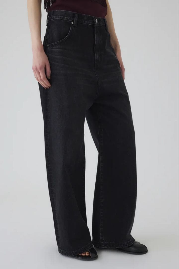 リムアーク　Middle straight black denim 36