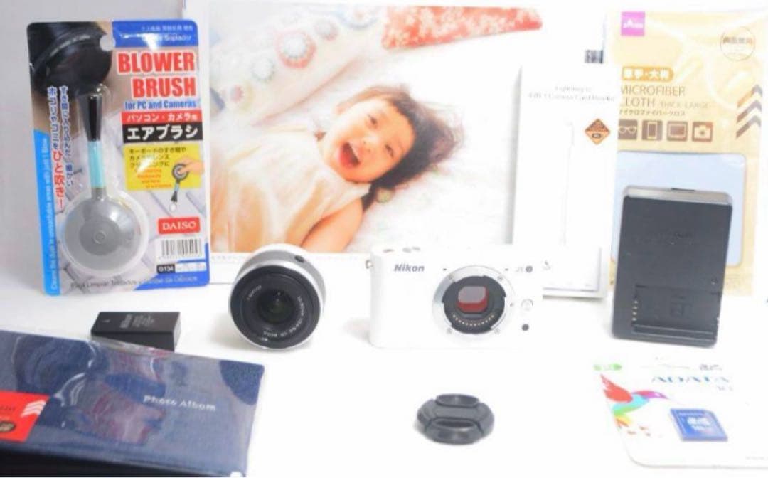〓コンパクトミラーレス一眼〓ニコン NIKON 1 J1＋10-30 ホワイト