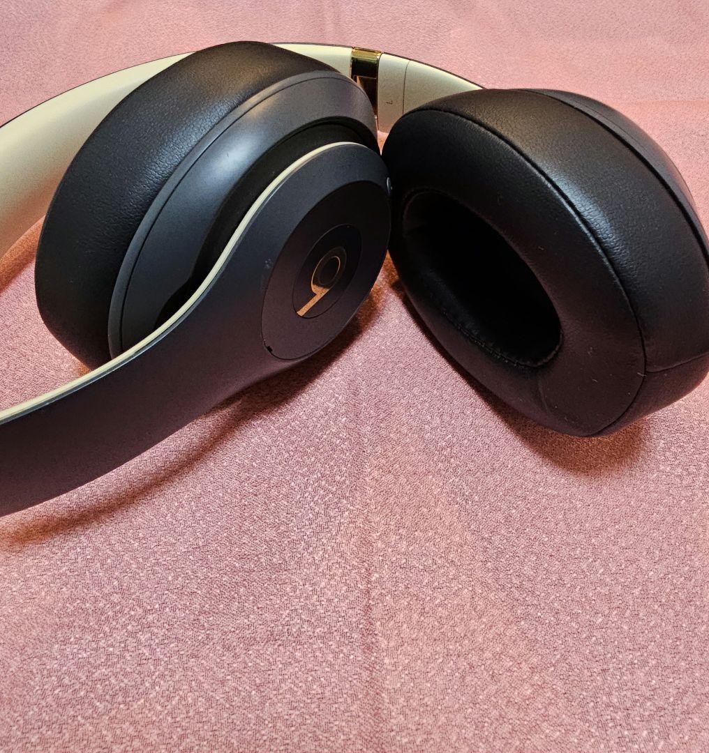 Beats studio3 wireless ブラック/ゴールド