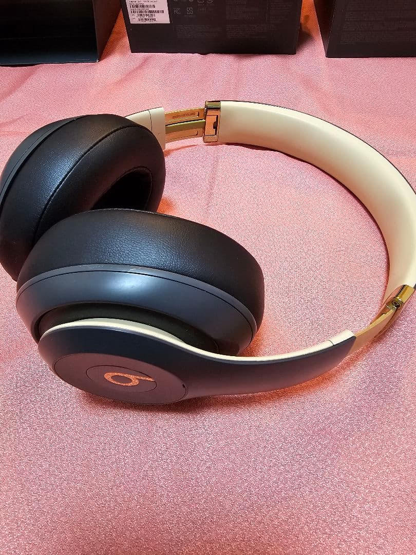 Beats studio3 wireless ブラック/ゴールド