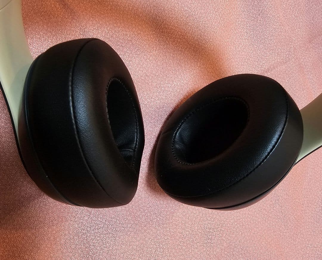 Beats studio3 wireless ブラック/ゴールド