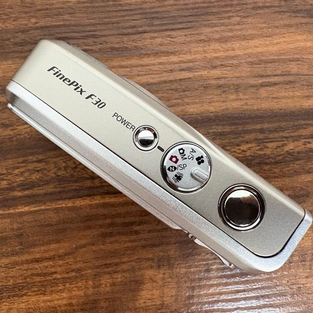 【美品✨】FUJIFILM FinePix F30 コンデジ CCD 作例あり