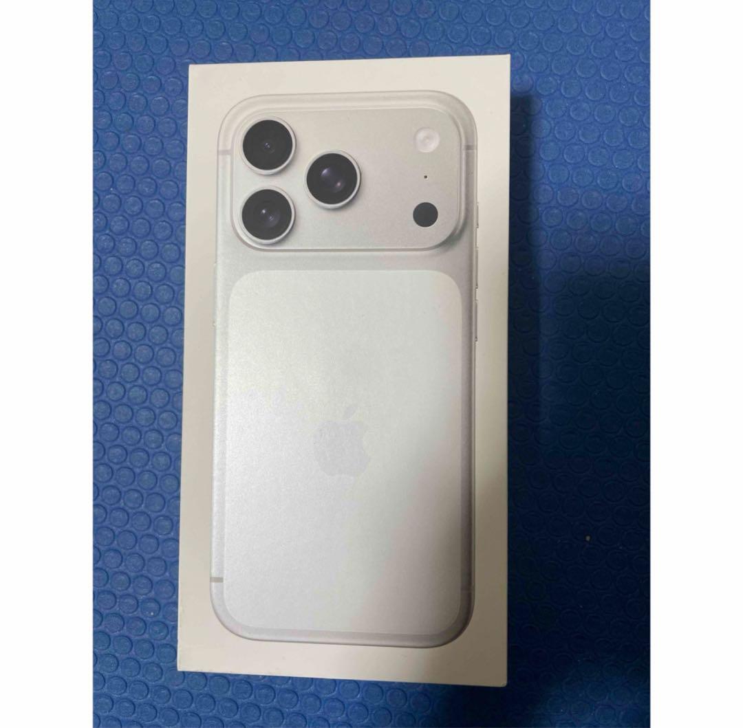 【新品未開封】iPhone17pro 256GB simフリー