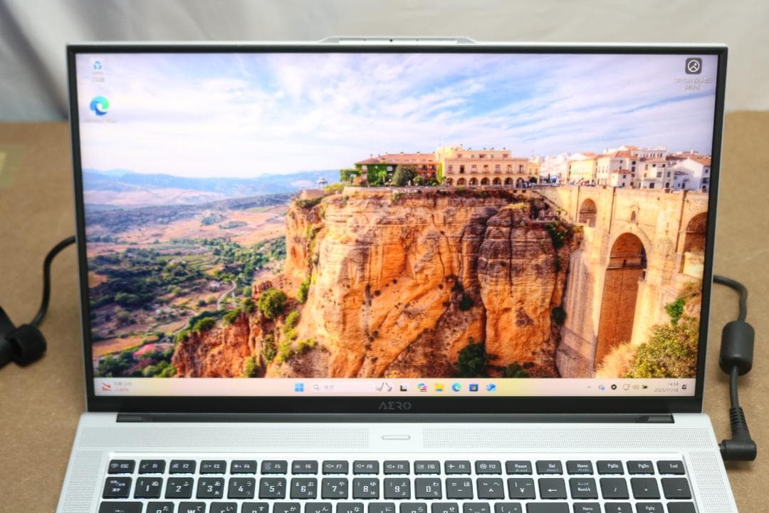 初期化済 ノートPC Corei7-12700H 1TBSSD 32GB 8GB