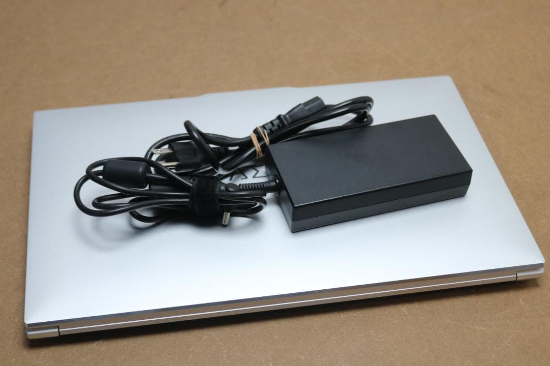 初期化済 ノートPC Corei7-12700H 1TBSSD 32GB 8GB