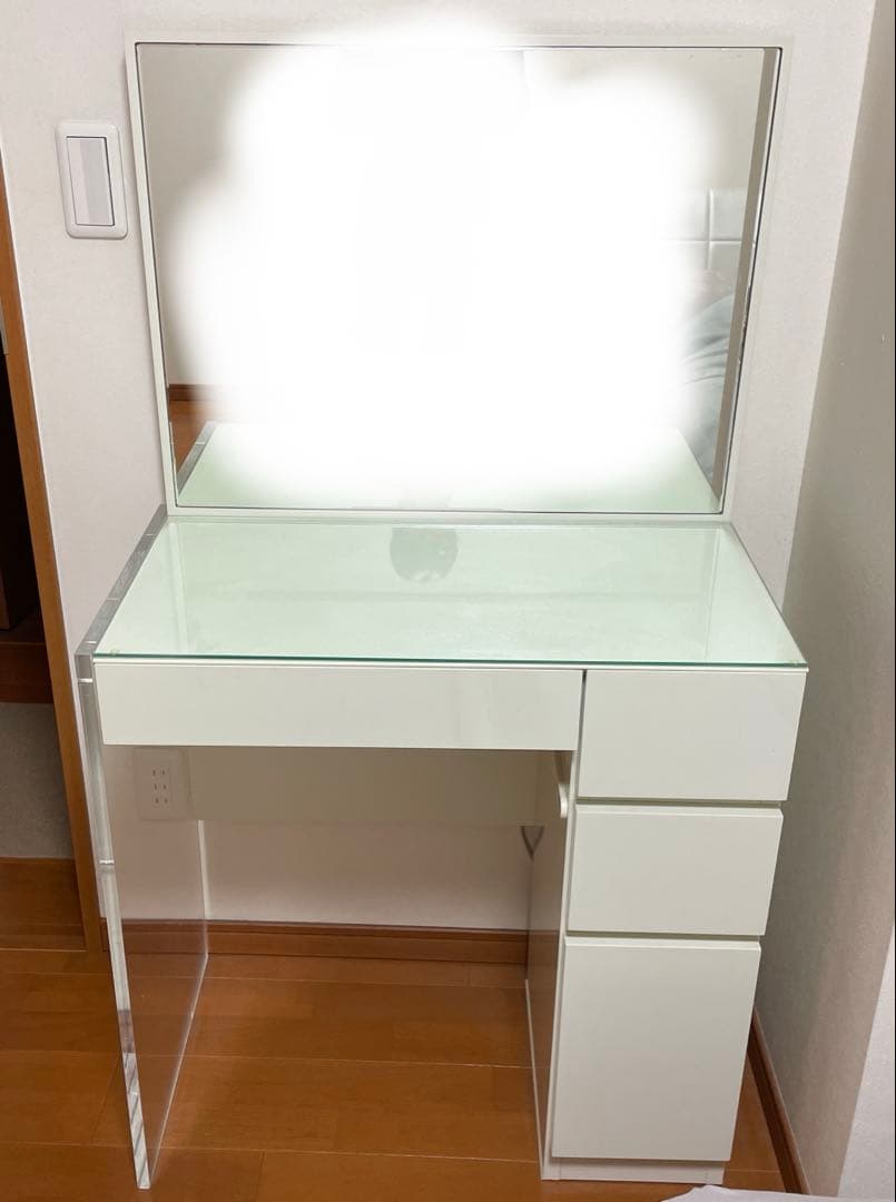 ホワイト ドレッサー ミラー付き