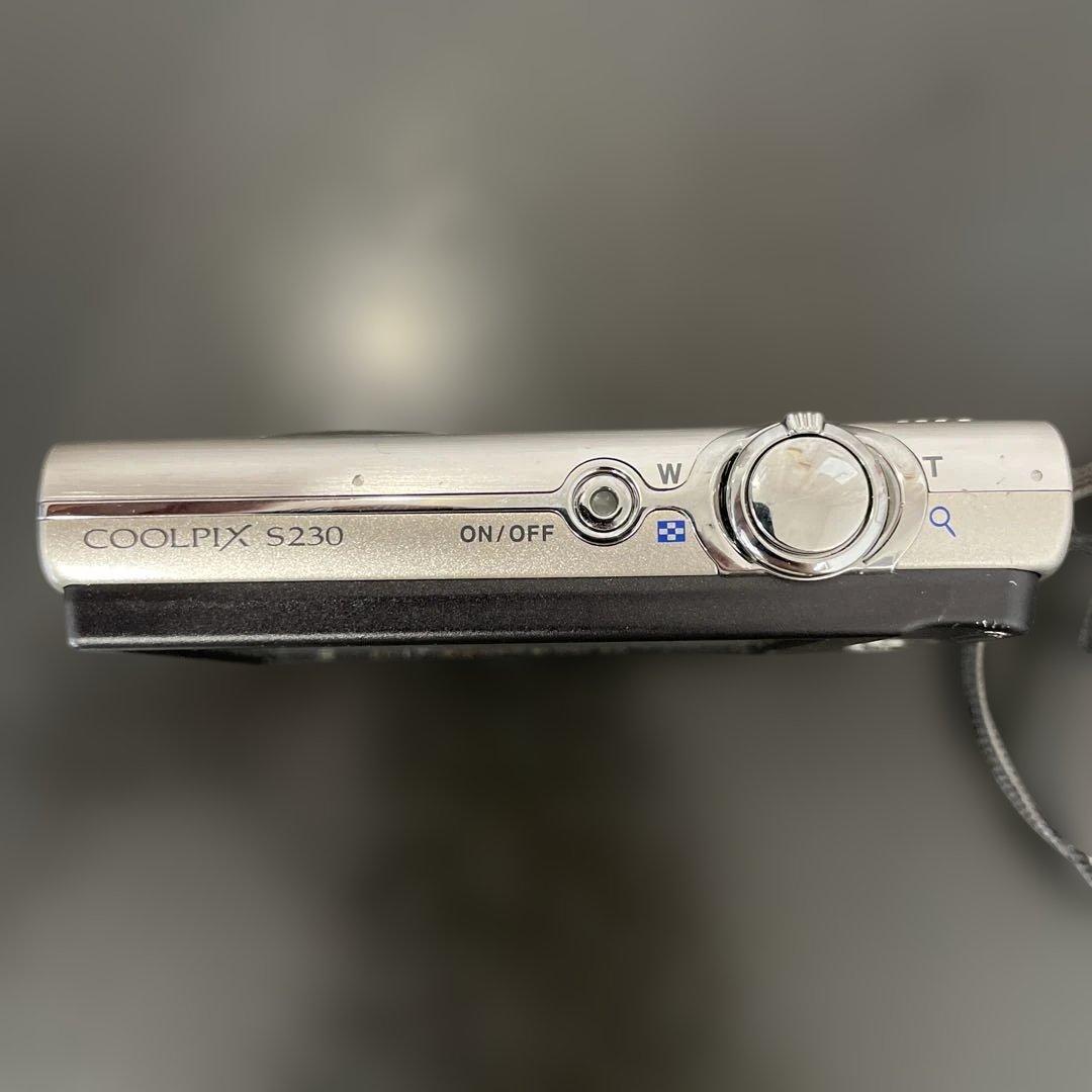 Nikon COOLPIX S230 10メガピクセル コンパクトデジタルカメラ