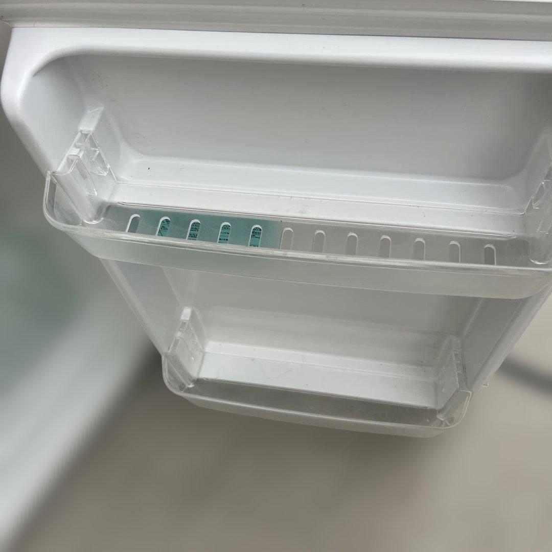 Haier 冷蔵庫 上段冷蔵庫下段冷凍庫　JR-N106K 106L 2015年