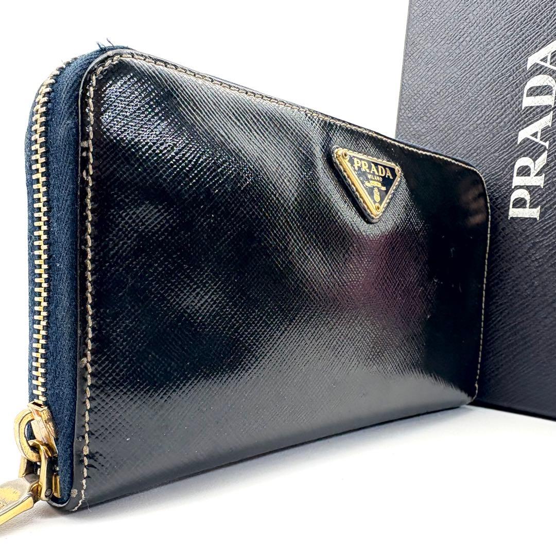 PRADA　サフィアーノレザー　長財布　三角ロゴ　ラウンドファスナー　ゴールド