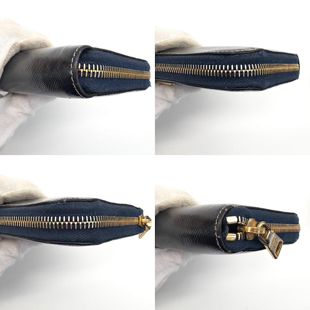 PRADA　サフィアーノレザー　長財布　三角ロゴ　ラウンドファスナー　ゴールド