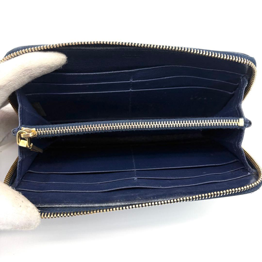 PRADA　サフィアーノレザー　長財布　三角ロゴ　ラウンドファスナー　ゴールド