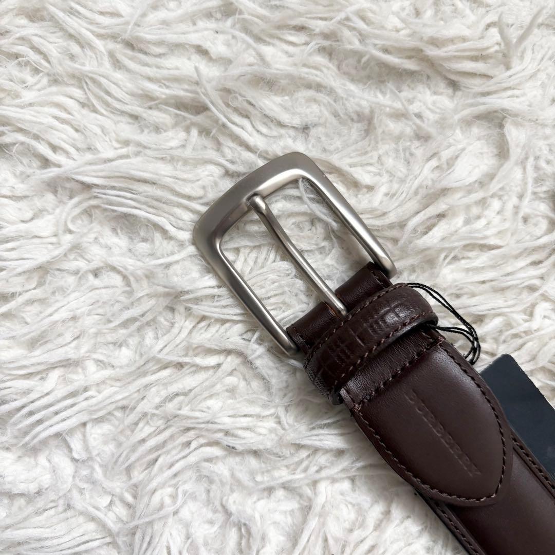 未使用　バーバリー 本革レザーベルト　ブラウン　シルバーバックル　メンズ