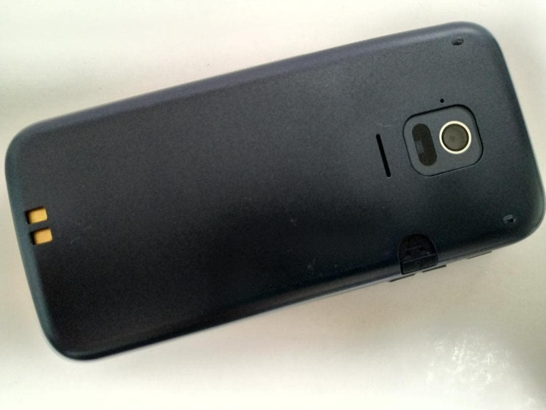 ☆docomo らくらくホン F-01M ネイビー