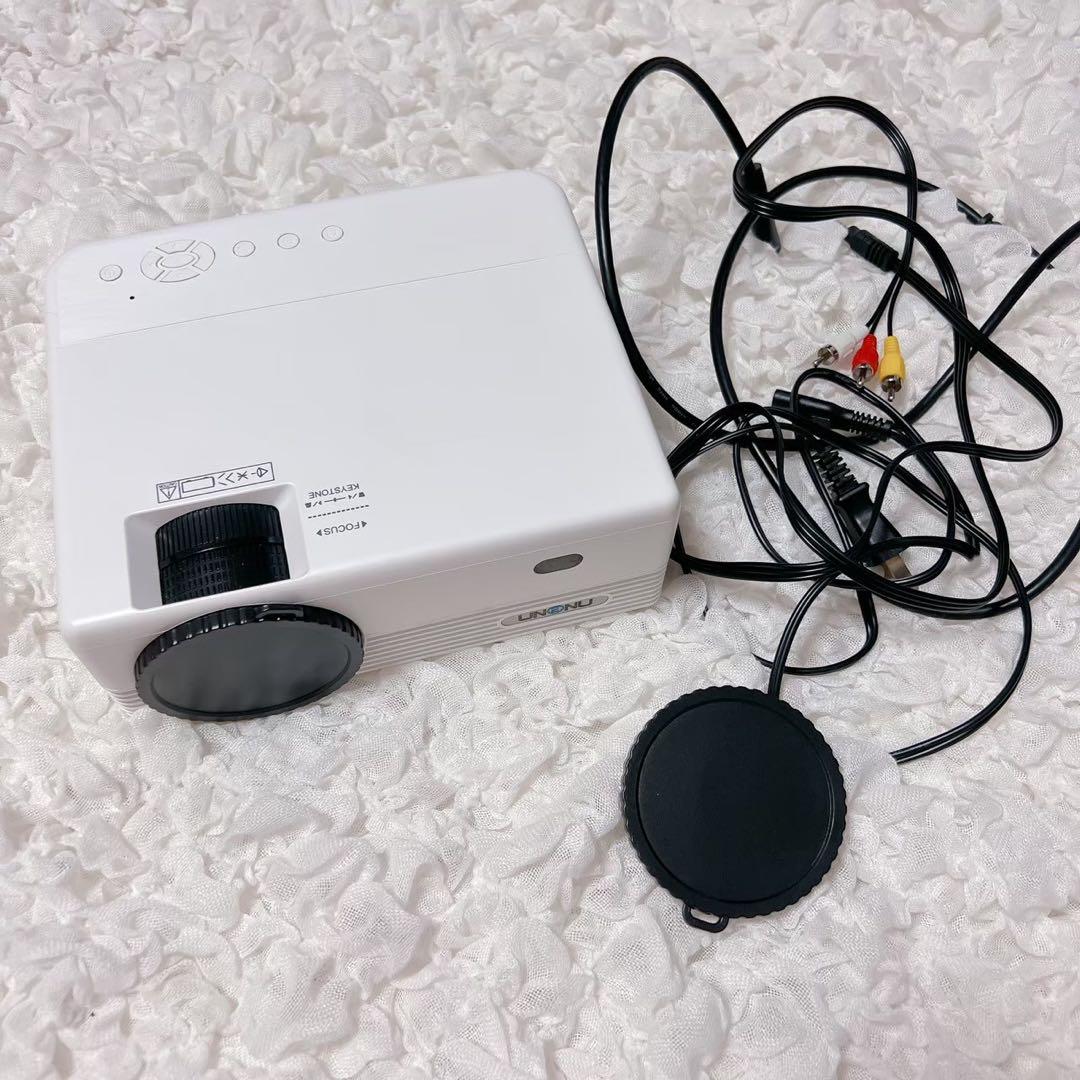 UNENU プロジェクター 小型 9200lm WiFi