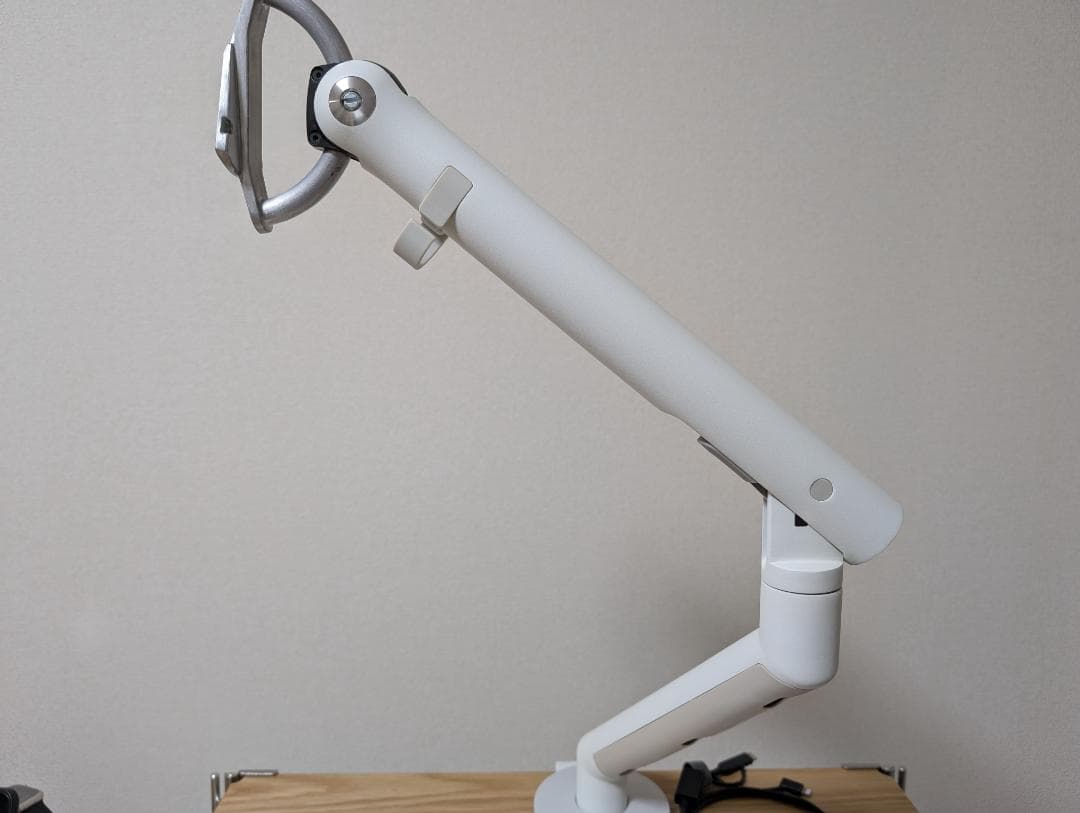 モニターアーム CBS Bosson Saunders Flo