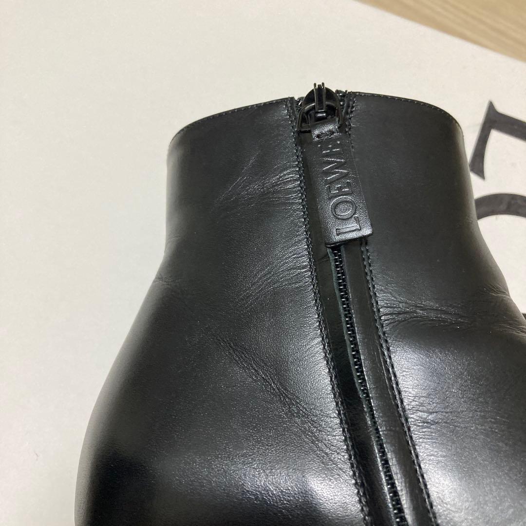 【極美品】LOEWE アナグラムヒール　シルバー　ショートブーツ　35