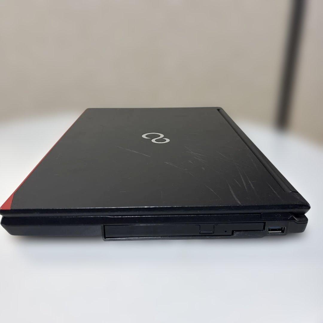 Fujitsu ノートPC Windows 11