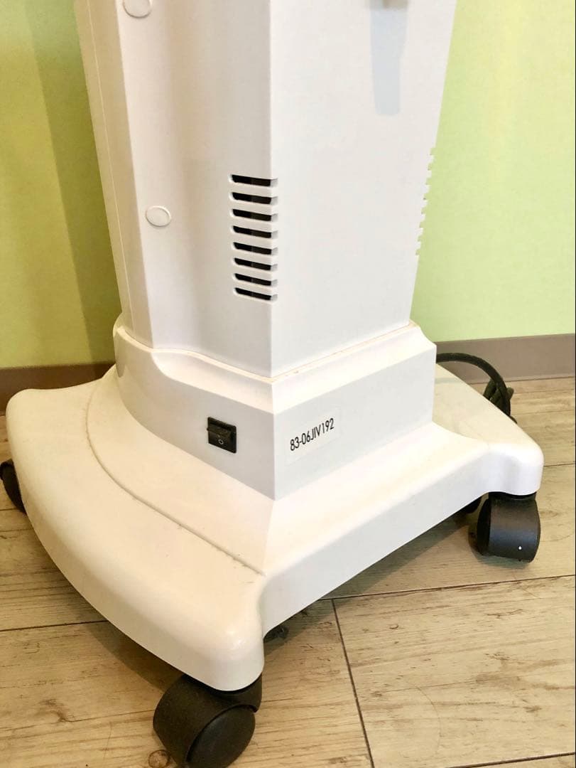 未使用品！最長50分、立ち上がりも早く人気のスチーマー【クロモミストⅣ】