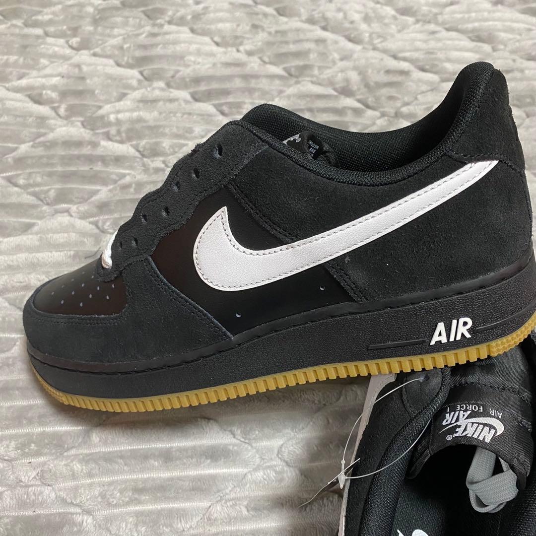 新品 ナイキ エア フォース 1 ‘07 LV8 27.5㎝