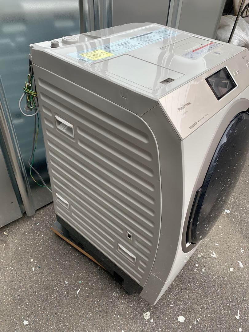 8. パナソニック　ドラム洗濯機　NA-VX900BL　2020年製