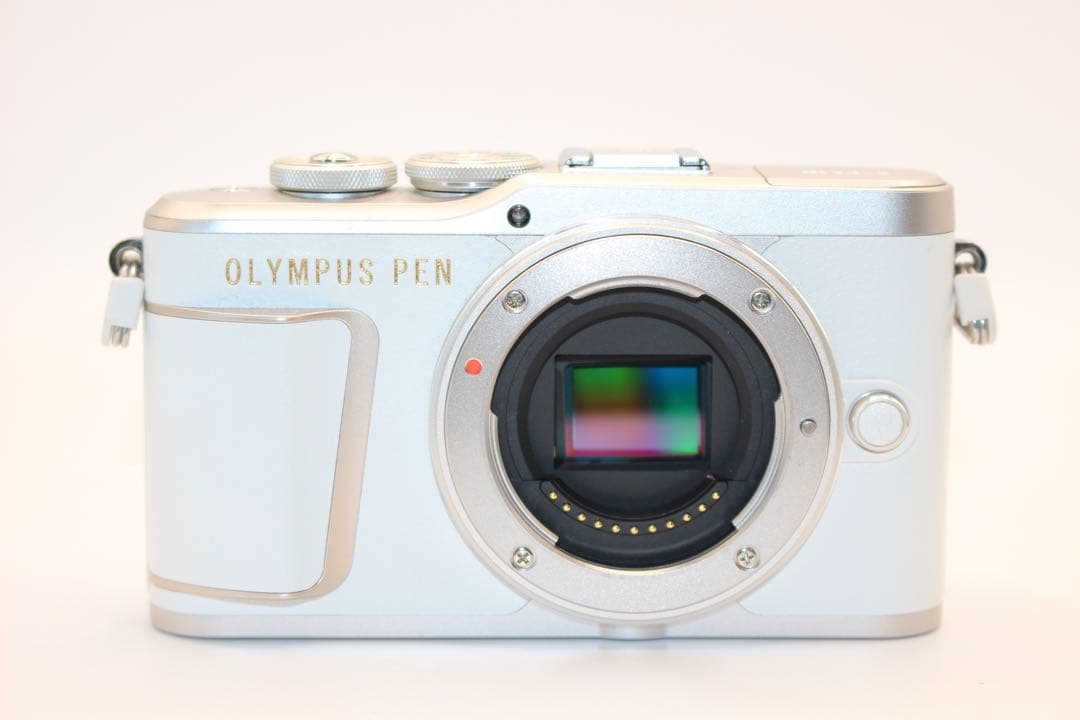 ★未使用級ショット数916回★ オリンパス　E-PL10 ダブルズームキット