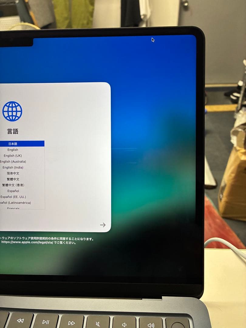 伊*街様 最新モデルAppleMacBookAir13\" M4 16M256Gミ