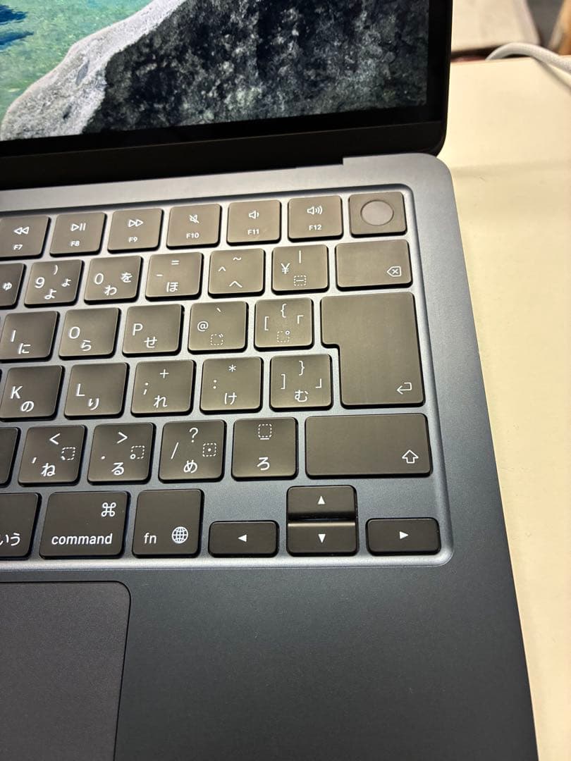 伊*街様 最新モデルAppleMacBookAir13\" M4 16M256Gミ