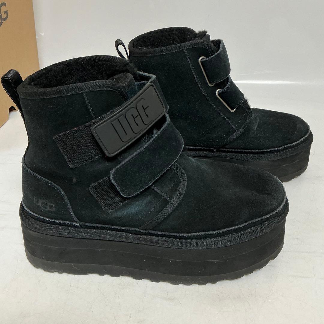 UGG ニューメル チャッカブーツ　プラットフォーム ムートンブーツ 厚底