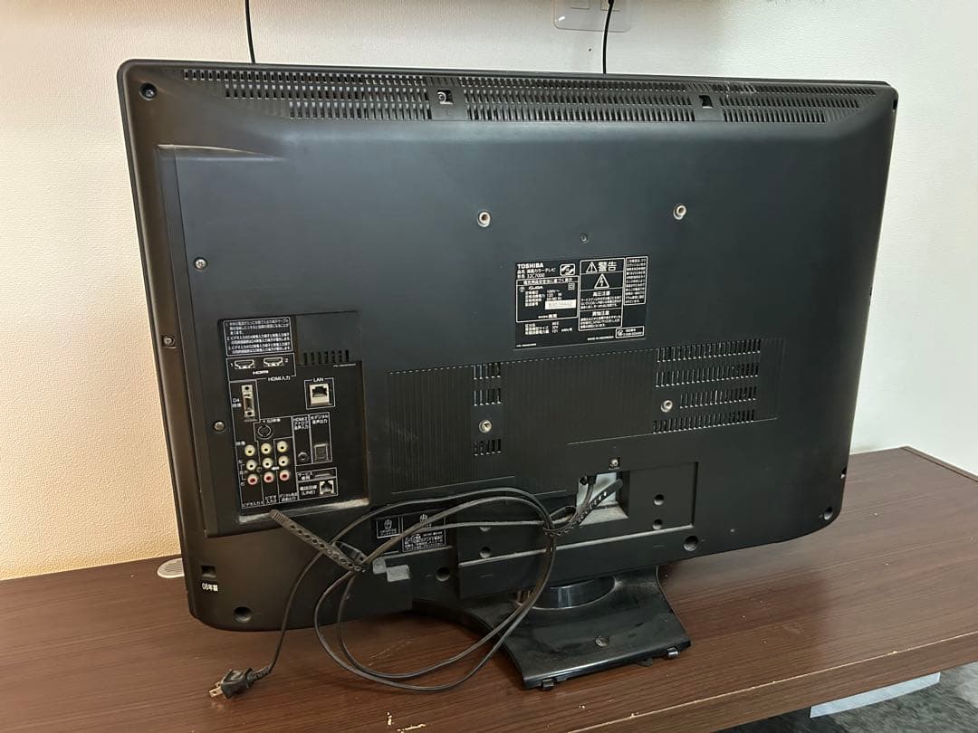 REGZA レグザ　32インチ　32C7000 東芝　TOSHIBA