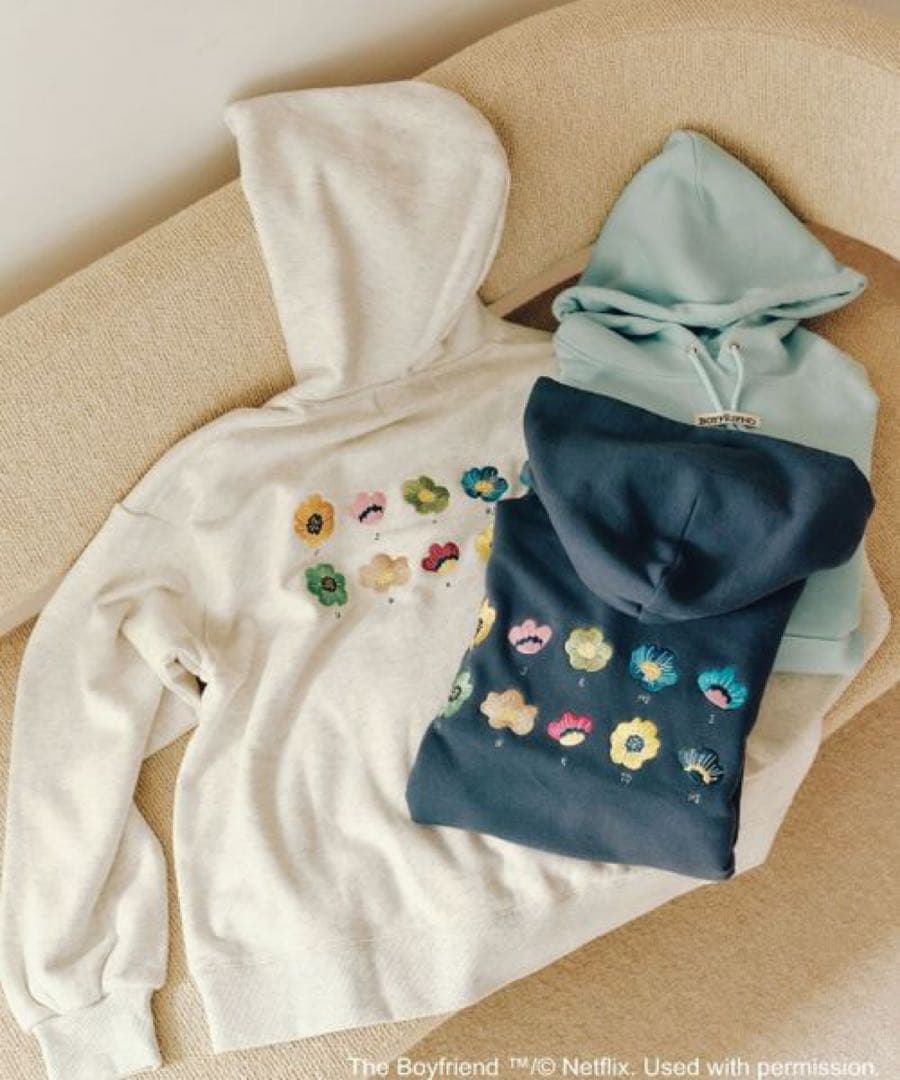 【ボーイフレンド シーズン2】コラボ フラワープルオーバーフーディー グレー L