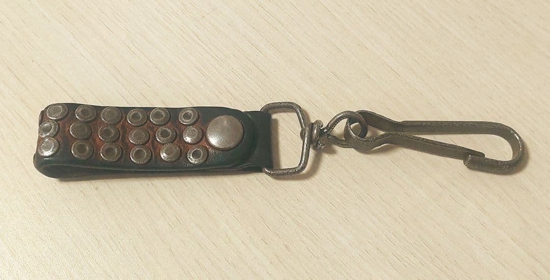 Martin Margiela 0 10 スタッズ付きレザーキーホルダー