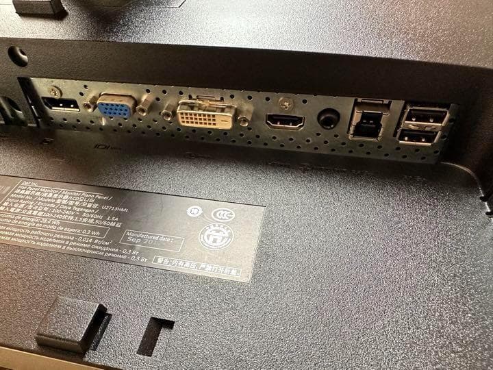 DELL U2713HMt 27インチ　ディスプレイ　モニター