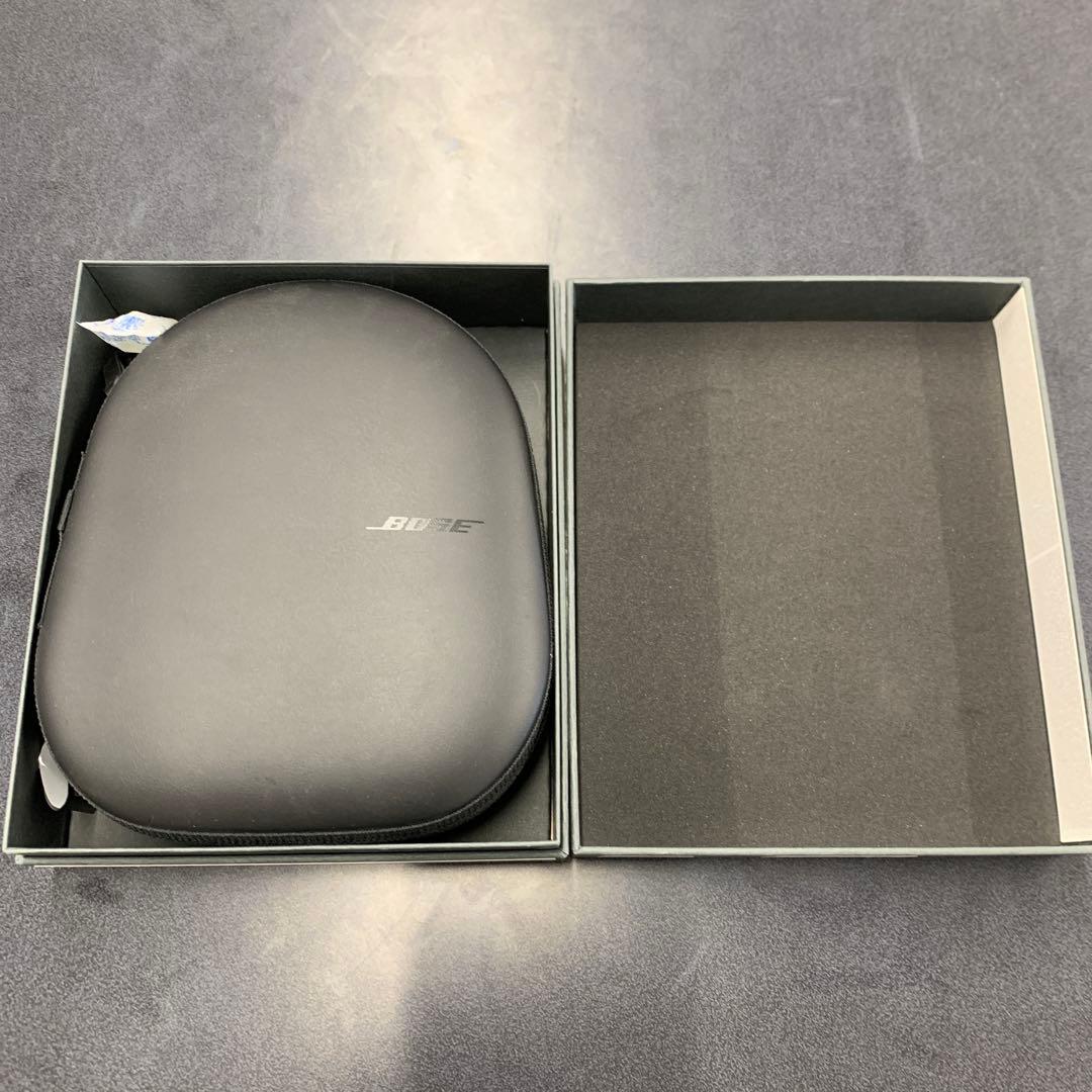 【ほぼ新品】Bose NOISE CANCELLING ヘッドホン700