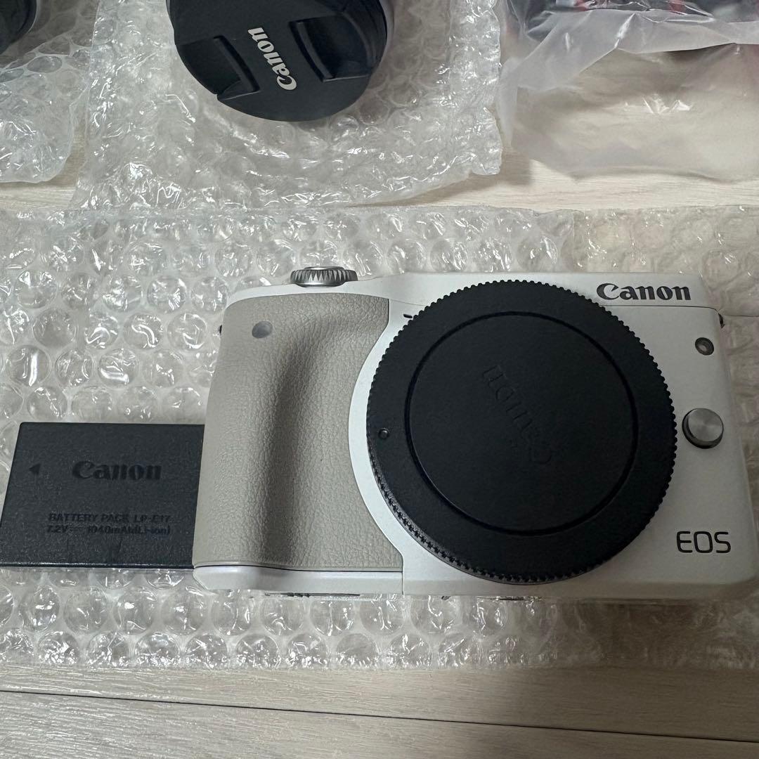Canon EOS M3 ホワイト レンズ2本付き