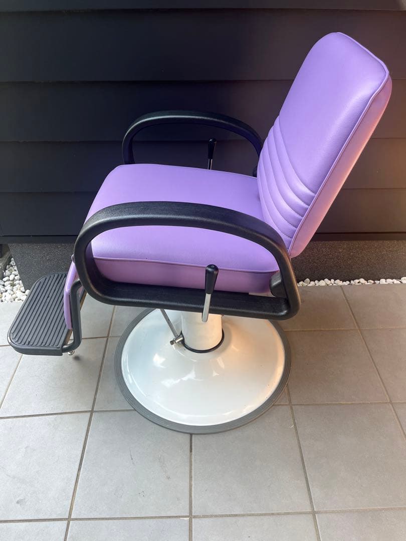 シャンプーチェア 定価138000円 張り替え済み