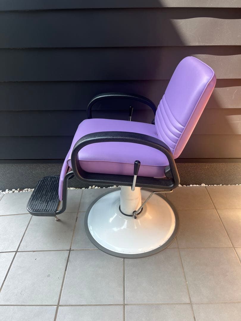 シャンプーチェア 定価138000円 張り替え済み