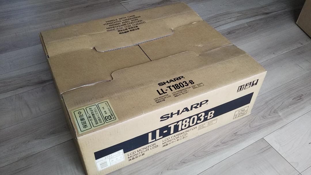 シャープ液晶カラーモニター LL-T1803/B(ブラック)