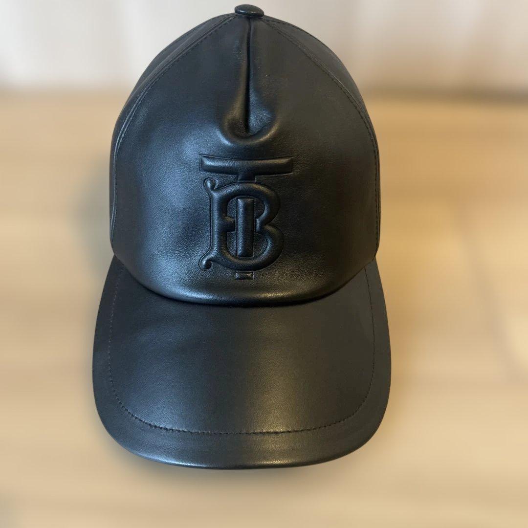 美品　バーバリー レザーキャップ